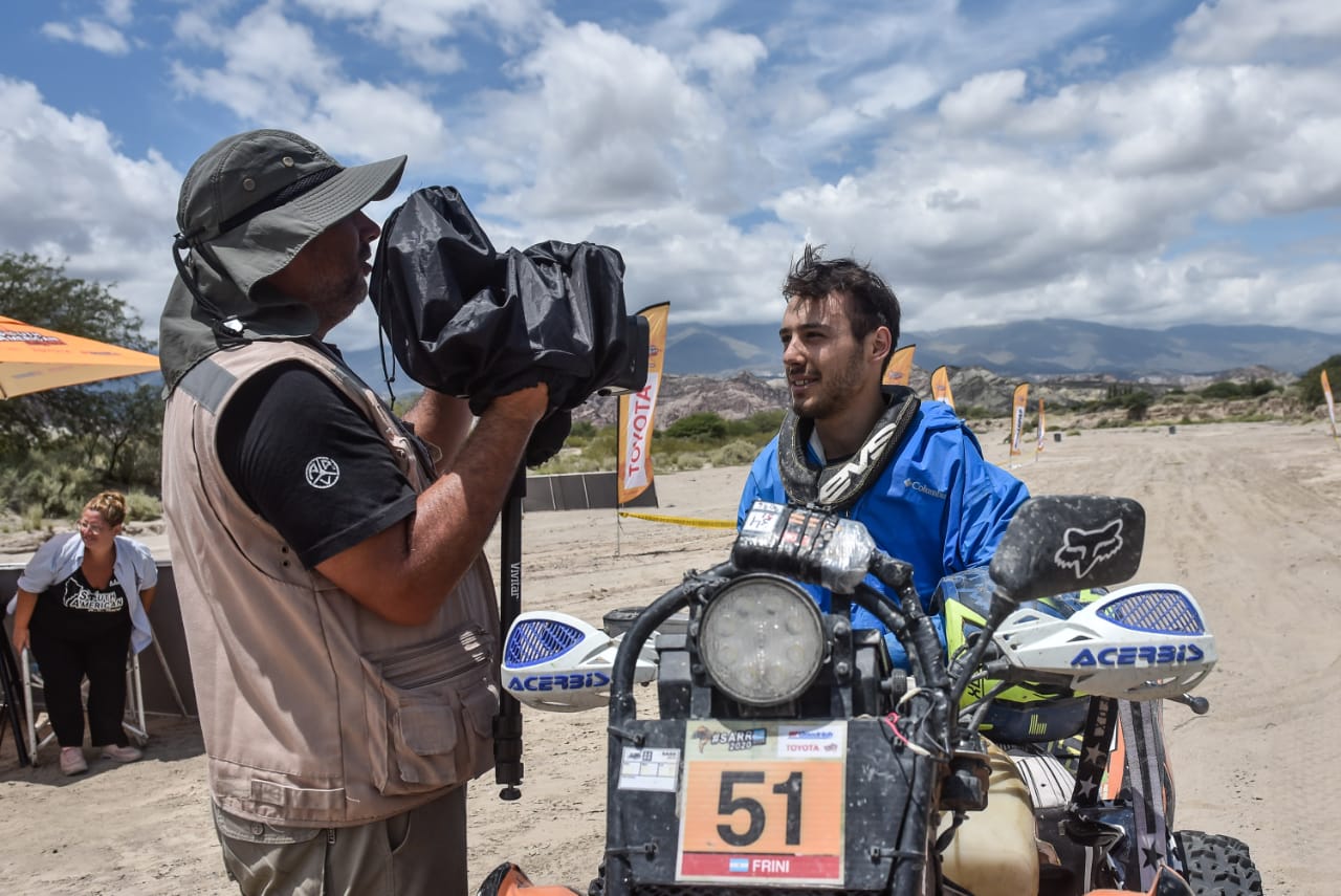 b649e300-19c6-4e57-8391-58c47416c76d