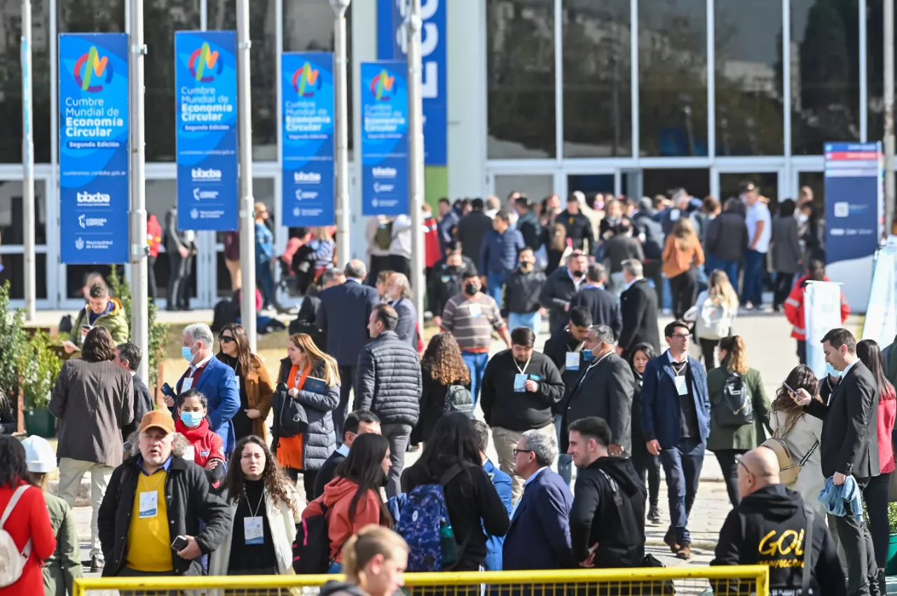 0284dac1-ac54-45b8-b914-48dd098ecd0a