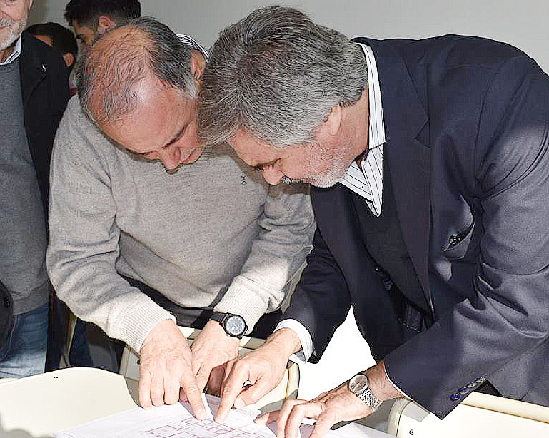 39927018_273953176542863_3819952889544048640_n