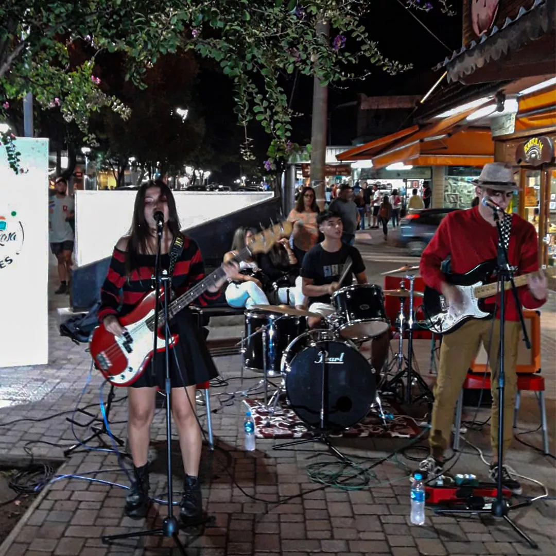 275146292_325902456243956_2814040185006916970_n