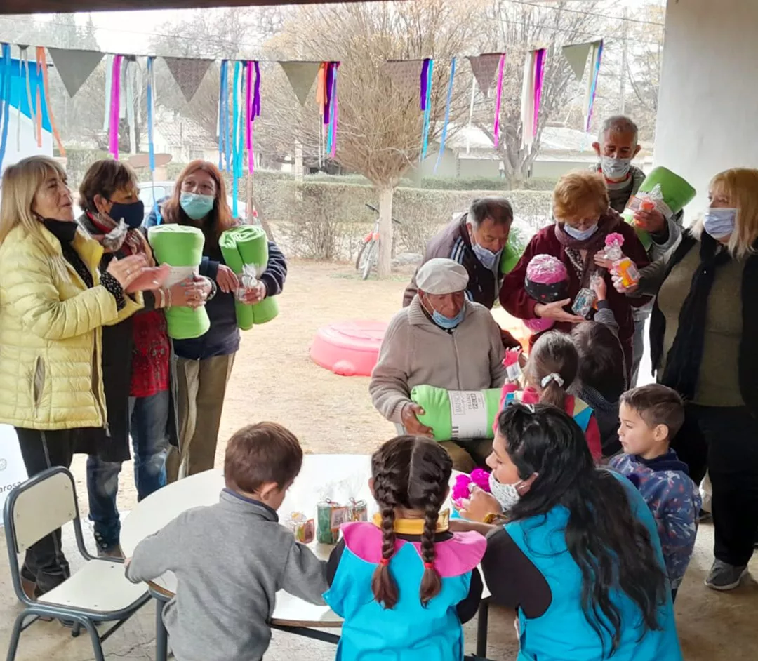 295526761_422267256607475_4783075267233593052_n