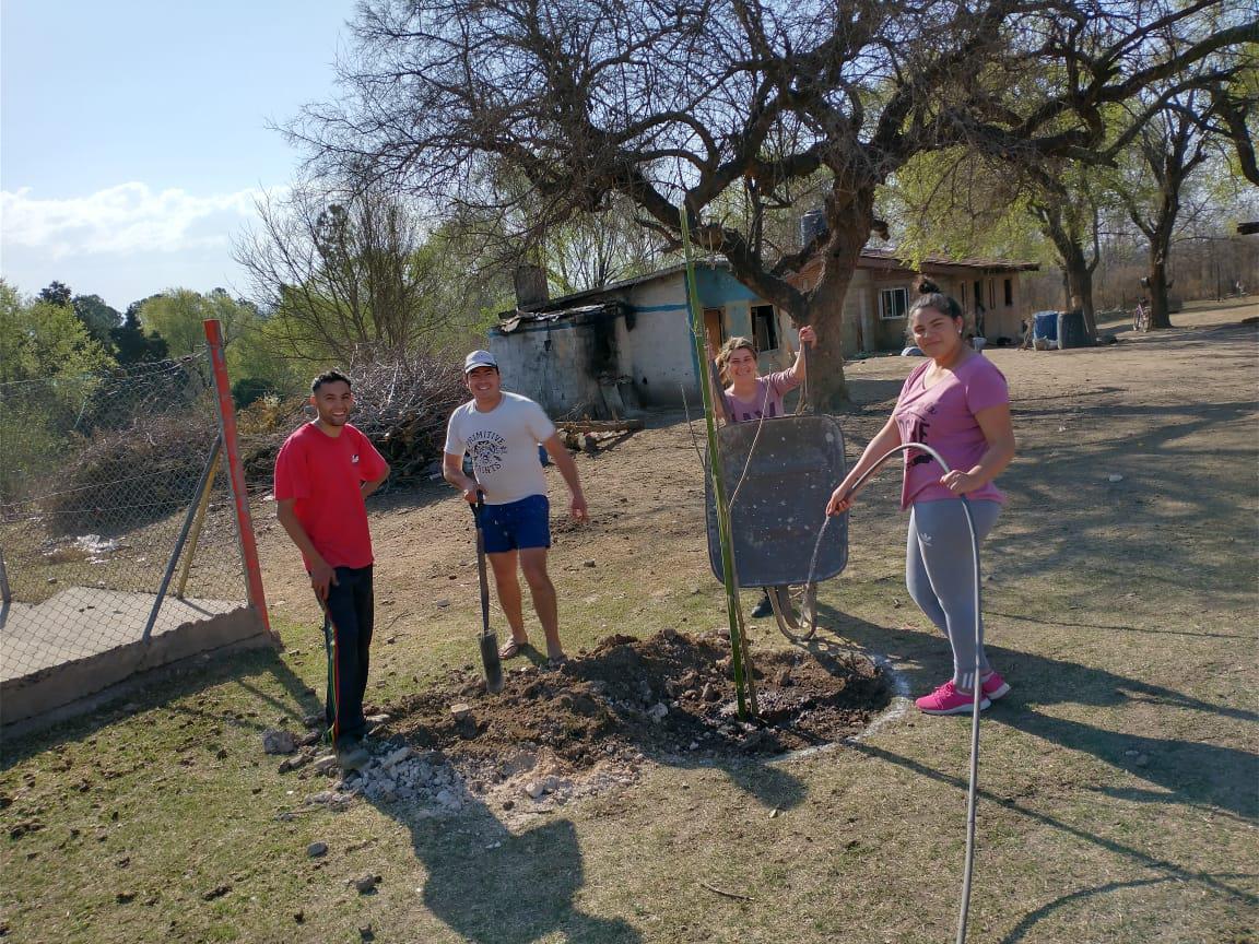 d7ccf200-94a6-487b-9248-c6689d7c17de