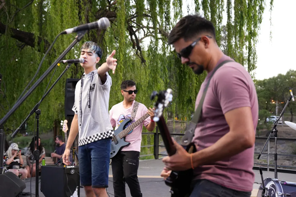 392931375_724540096380188_5367743567143832985_n