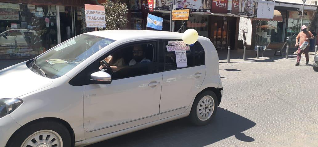 41603306-65d7-469d-81f6-165c2b0f729f