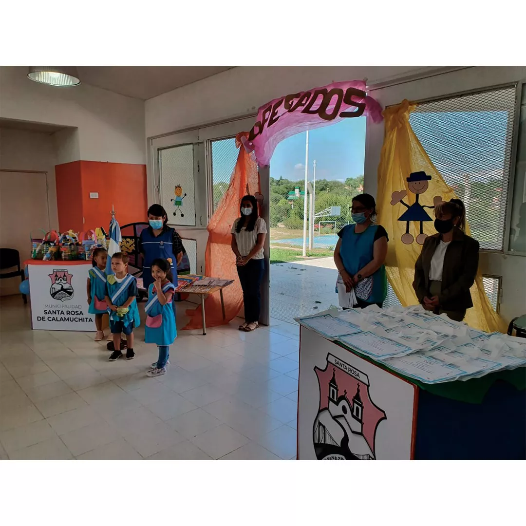 265206867_2218777671608120_6681901340024413048_n