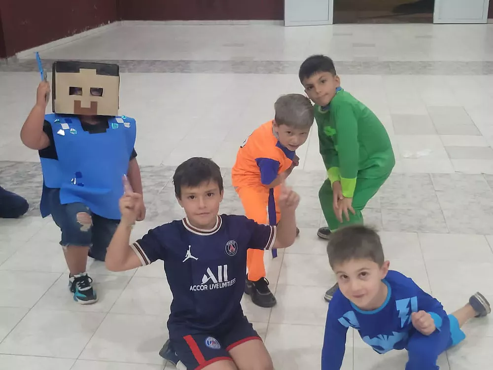 329028645_1352011192254871_697223153432304858_n