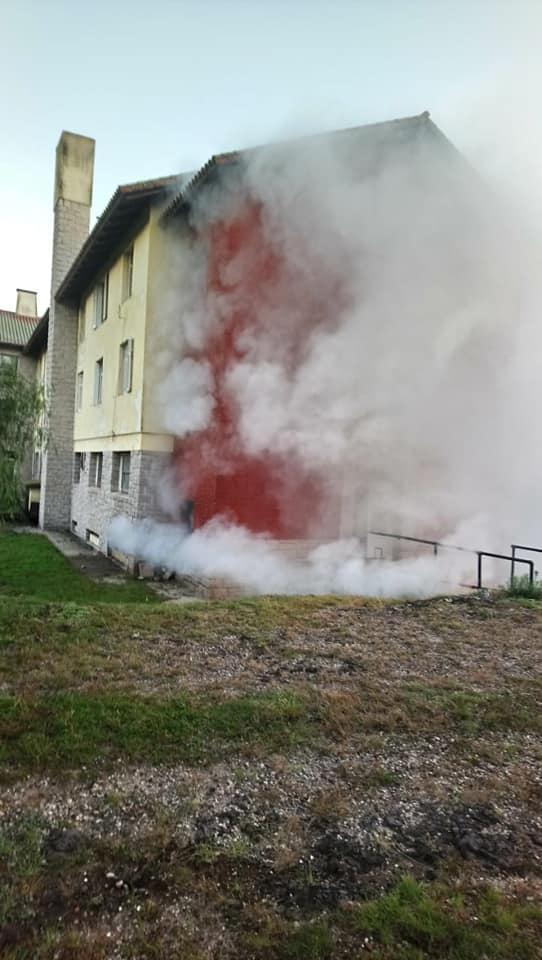 33657796_885061138369167_8304748669056319488_n