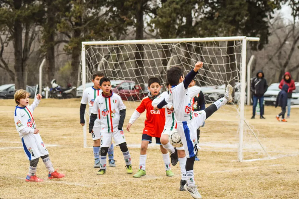 289654112_402618248572376_7754284962474439629_n