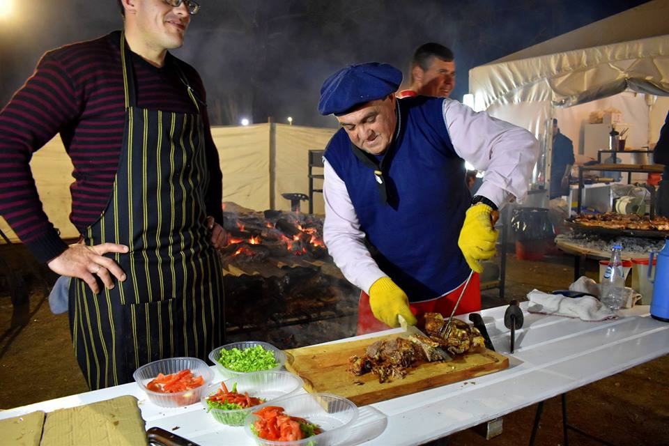 37246804_1999865453397562_6841404602085015552_n