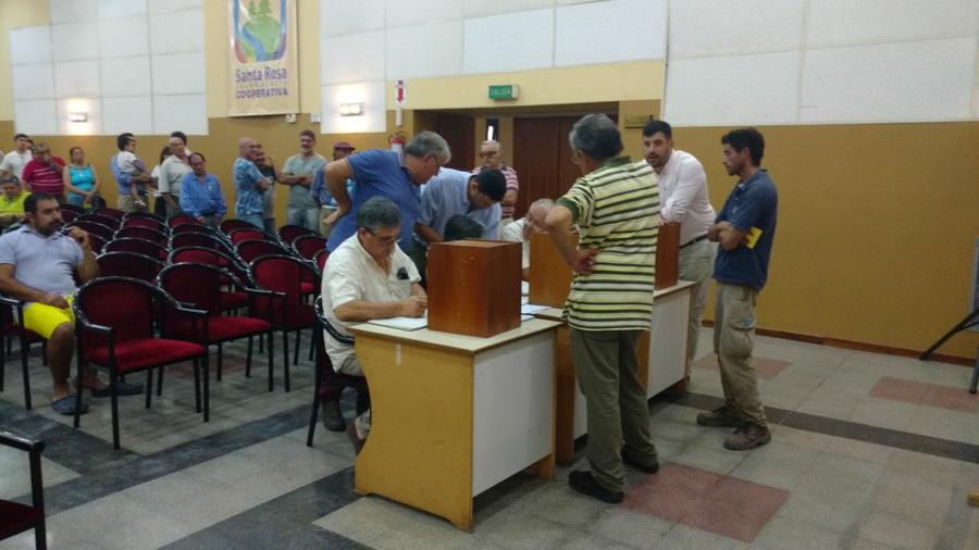 af7e7a49-ee4b-44eb-af7a-6816c485a386