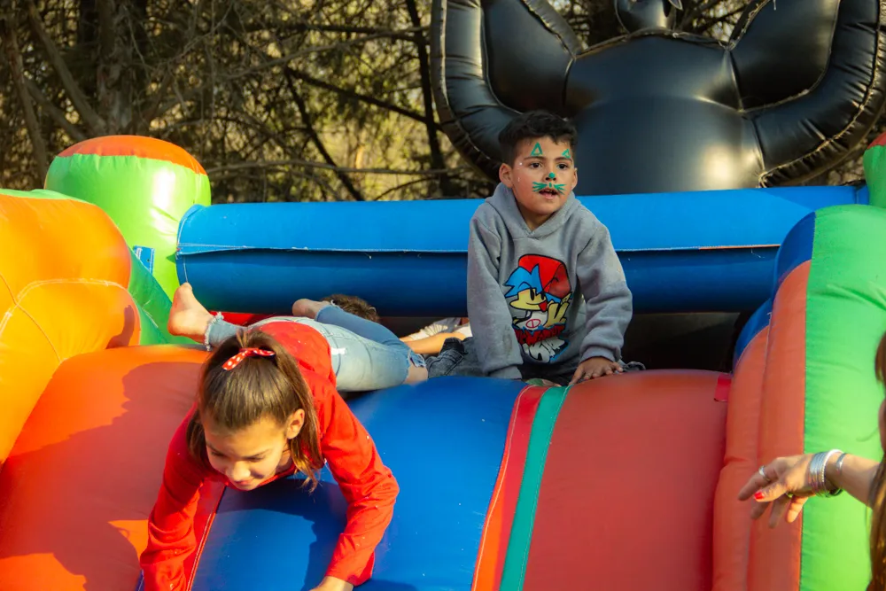 456233454_917850757049120_9019738185602841231_n