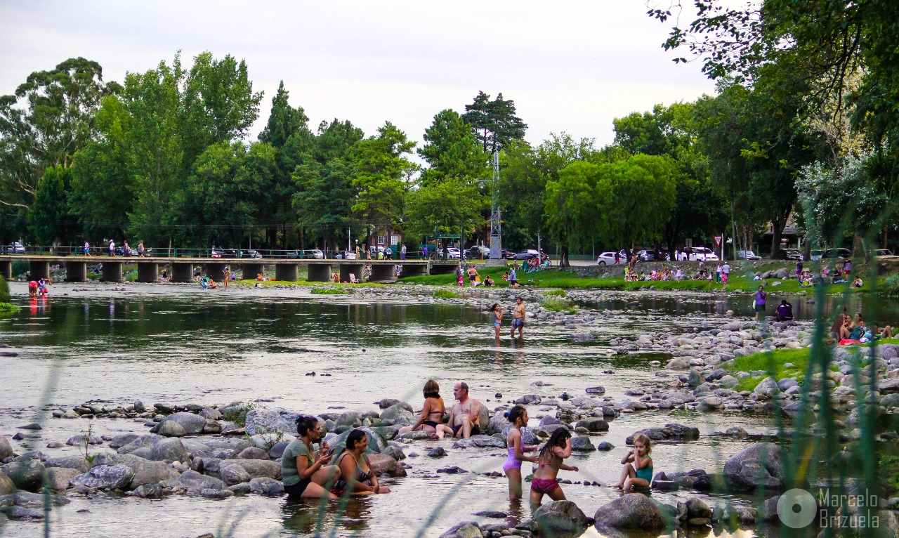 8b653ea8-37f8-4c46-a7f9-1428a365645a