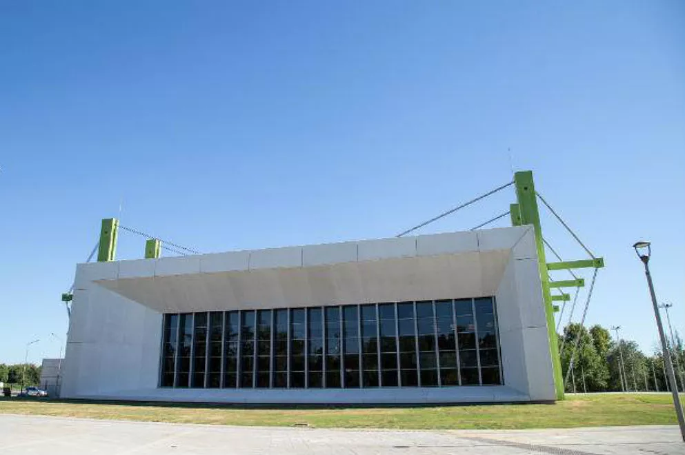 centro-convenciones-fachada