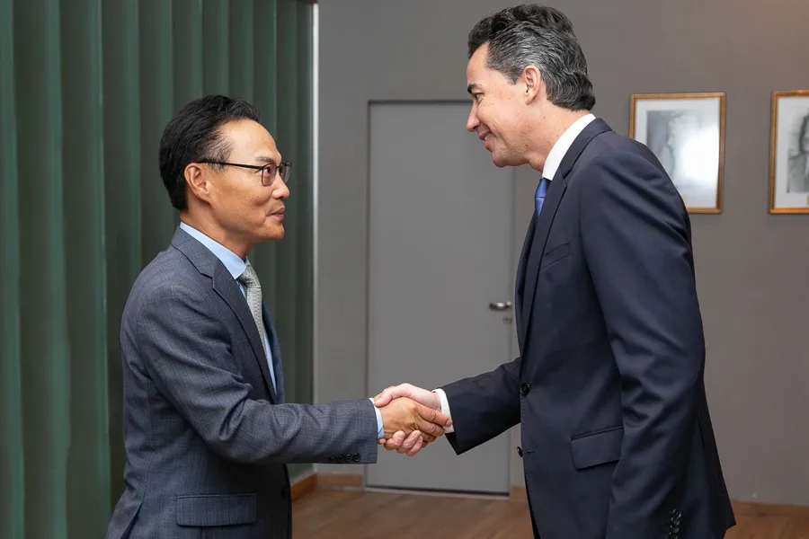 Embajador-Corea-del-Sur-Manuel-Calvo-3