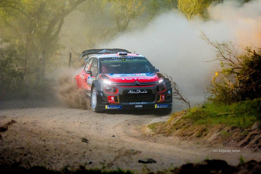 31453669_10208639656468024_1868880286423449600_n