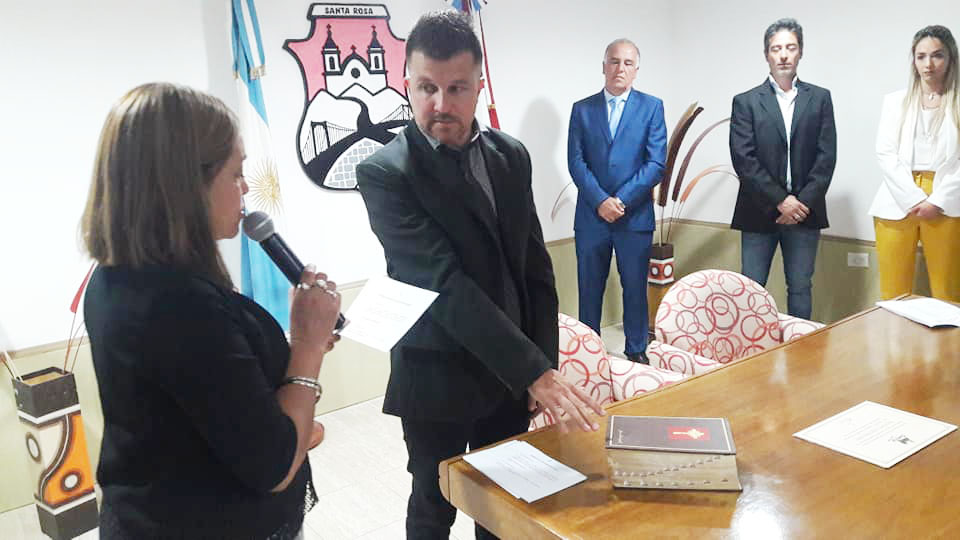 78548758_1293950320813578_8191263336604631040_n