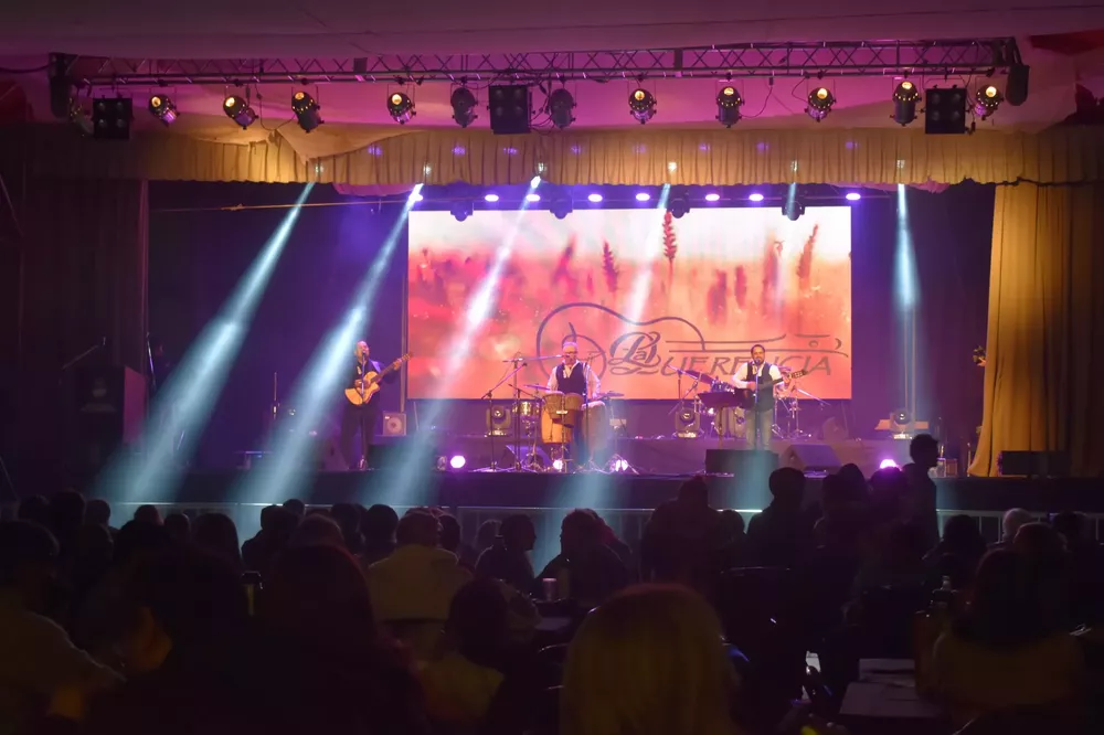 294652137_416405803860287_2661089862783791046_n