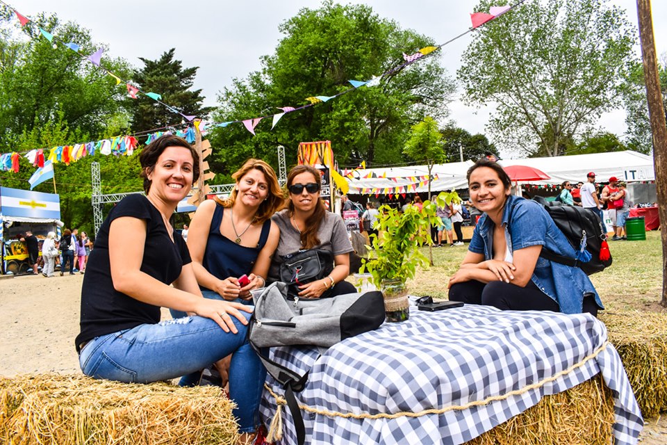 73322851_2740616599322440_4945328153246564352_n