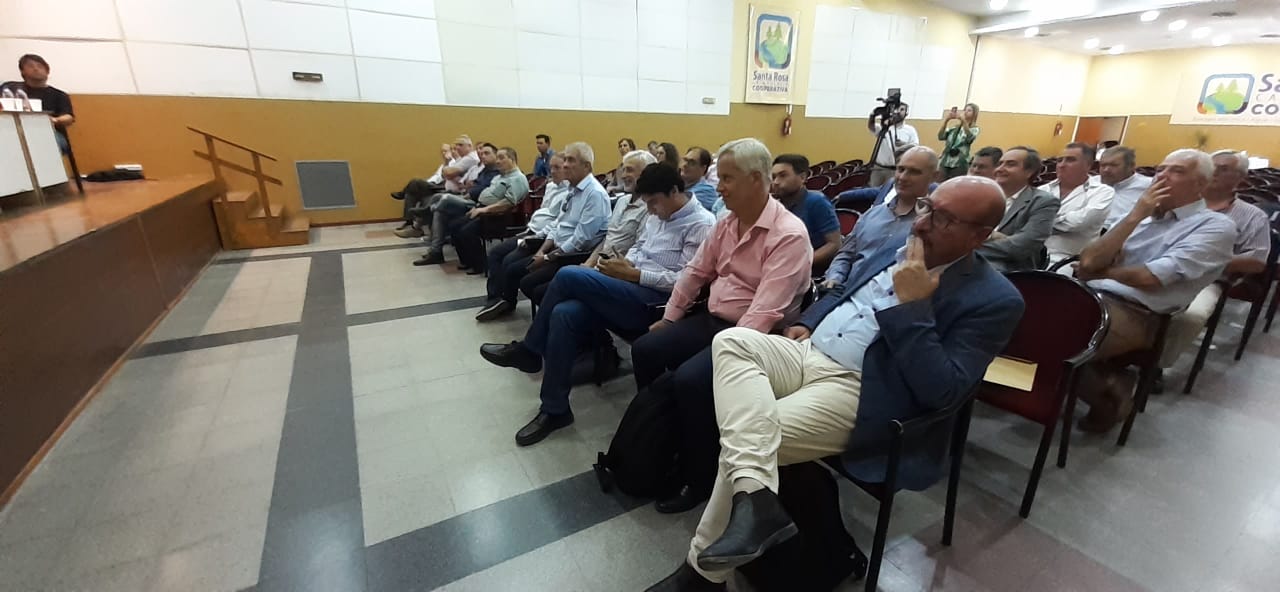 498d5087-3d83-4722-9487-f889e0c7b104